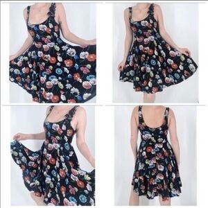 Floral moulinette soeurs dress with full skirt and floral appliqué